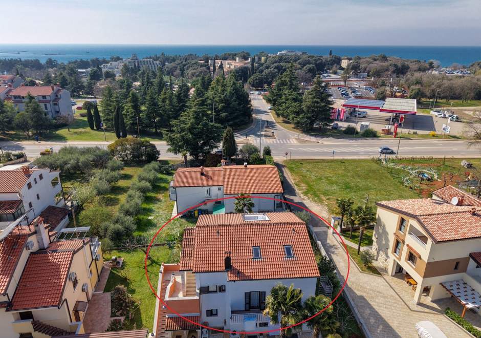 Apartments Koraca - Studio A2 with Terrace