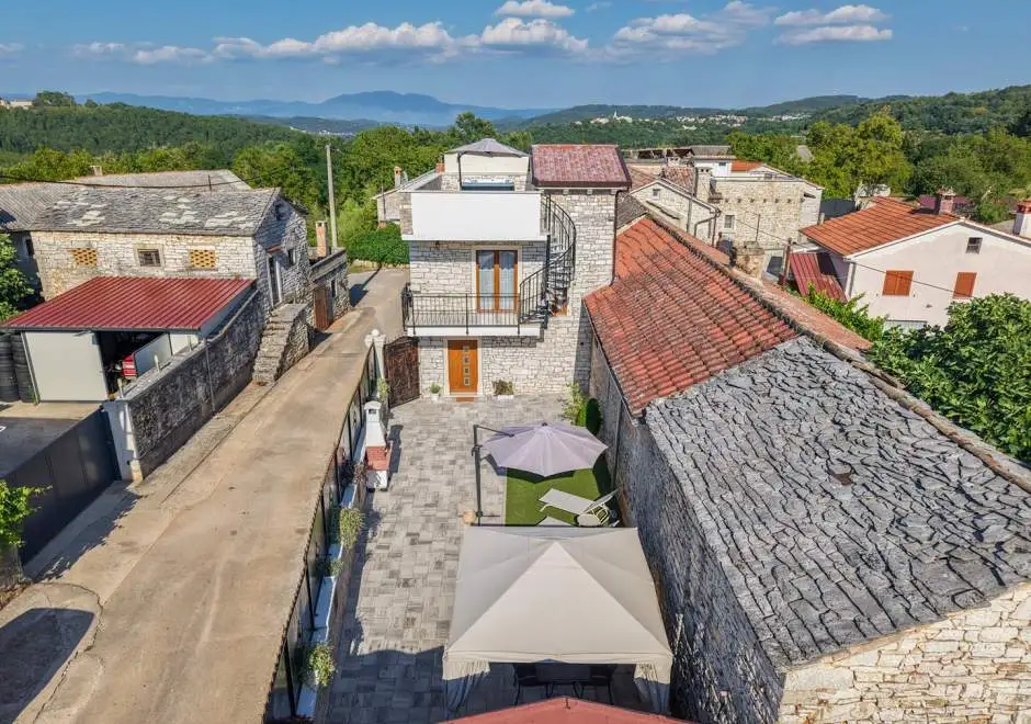 Holiday Home Istria Mar with private Jacuzzi