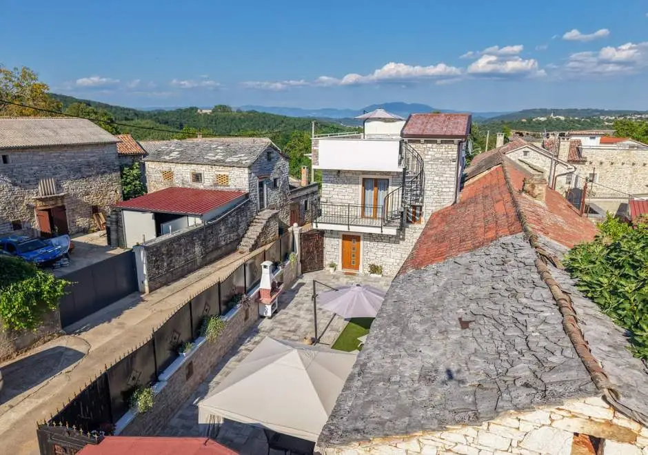 Holiday Home Istria Mar with private Jacuzzi