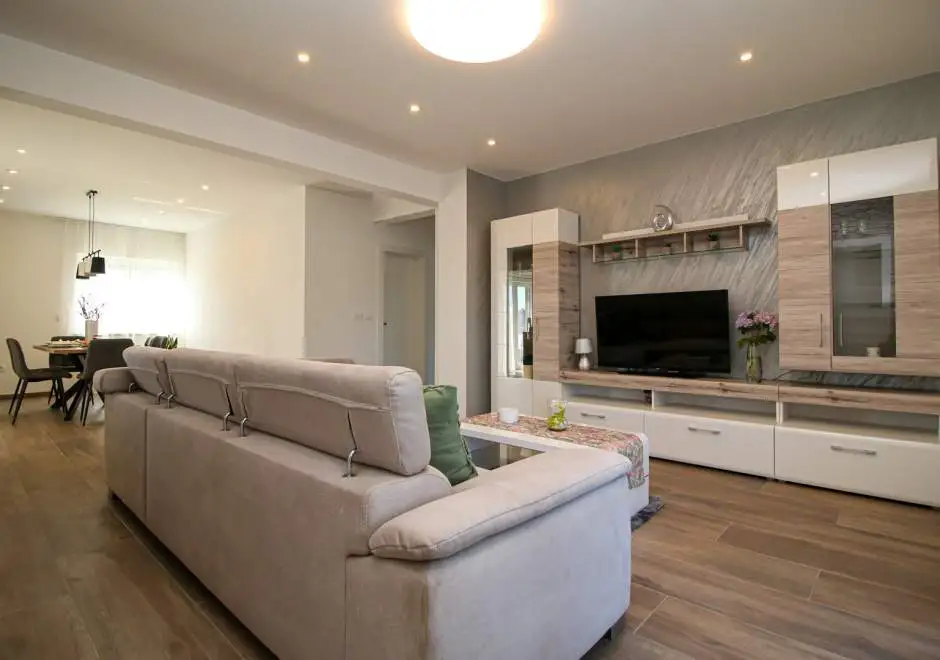 App Jadran Porec with Private Pool