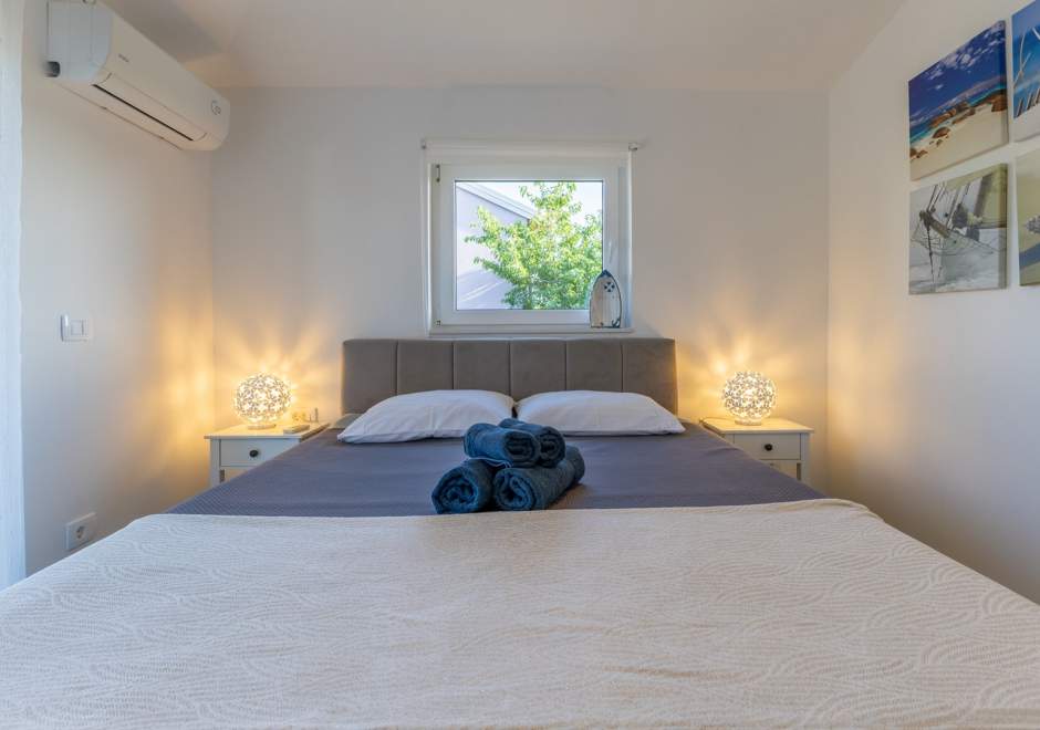 App Jadran Porec with Private Pool