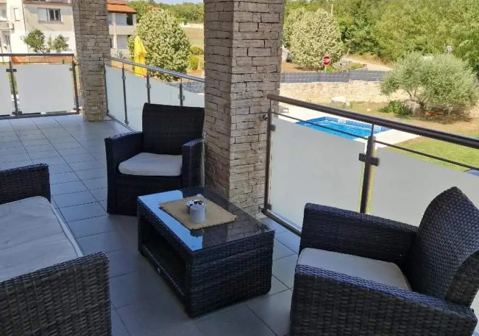 App Jadran Porec with Private Pool