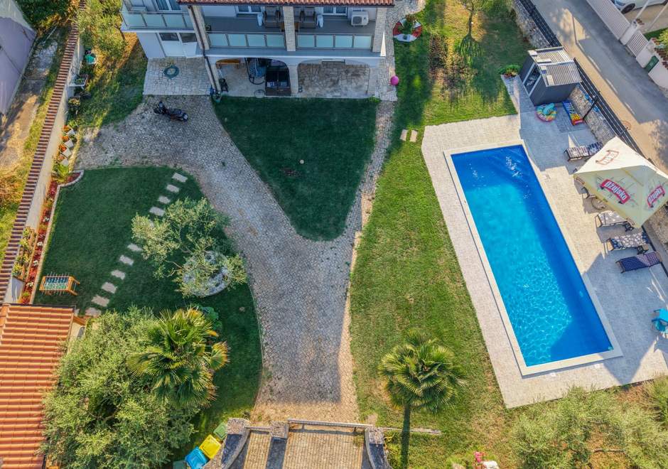 App Jadran Porec with Private Pool