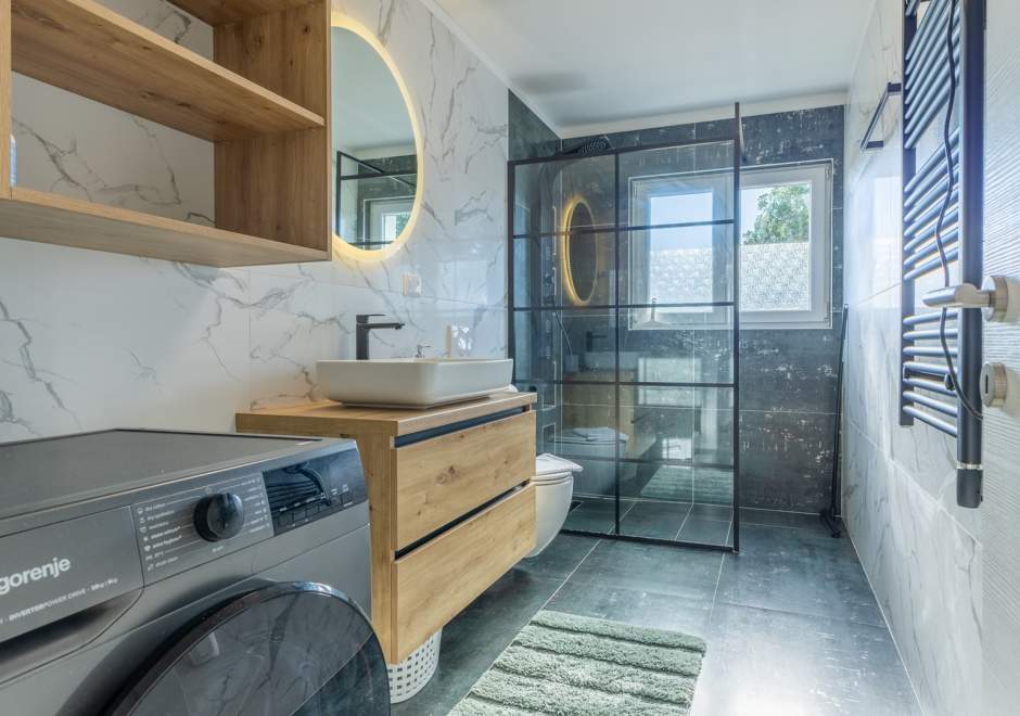 App Jadran Porec with Private Pool