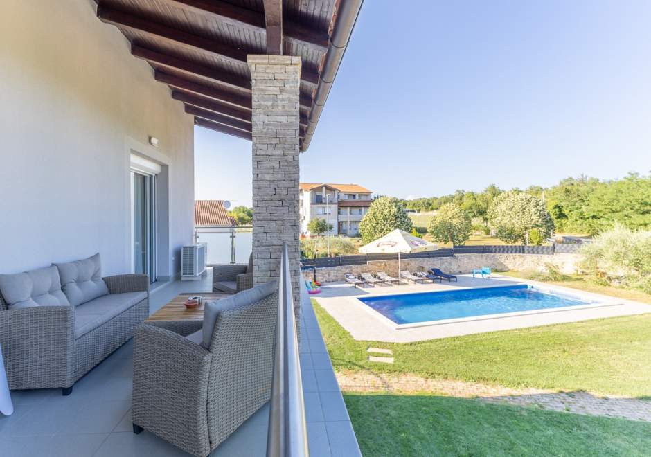 App Jadran Porec with Private Pool