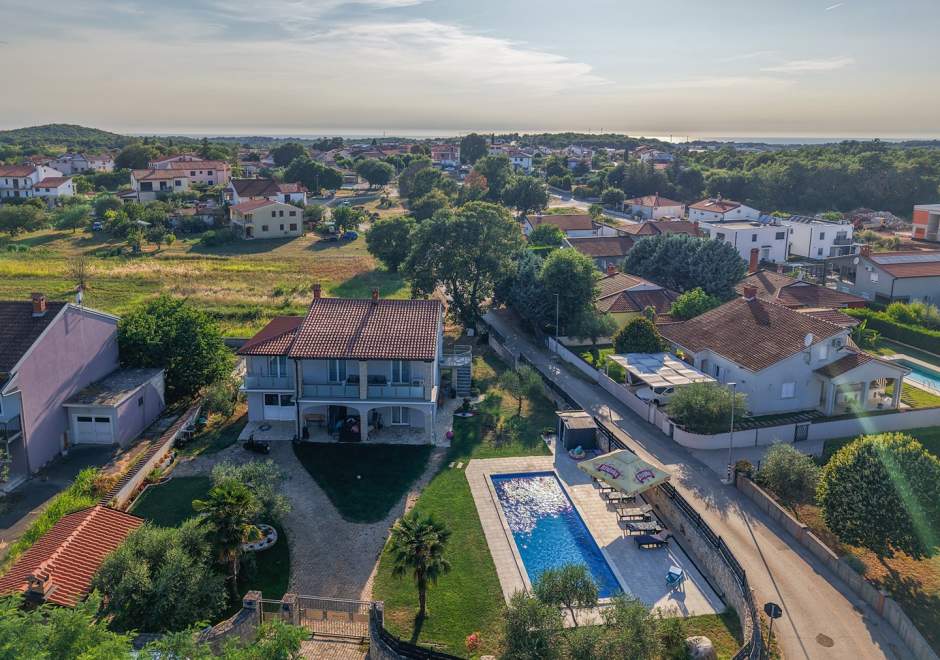 App Jadran Porec with Private Pool