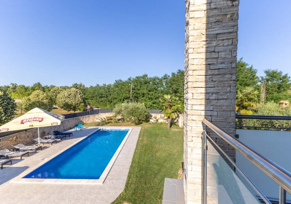 App Jadran Porec with Private Pool