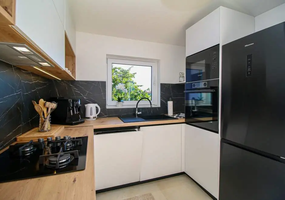 App Jadran Porec with Private Pool