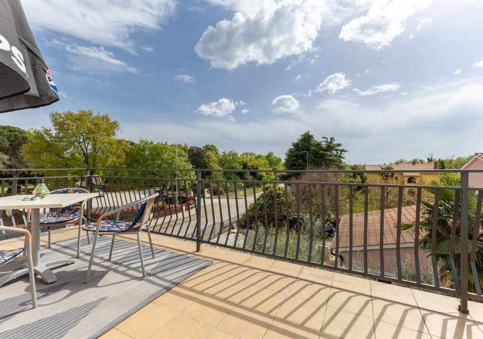 Cintya A4 with Balcony