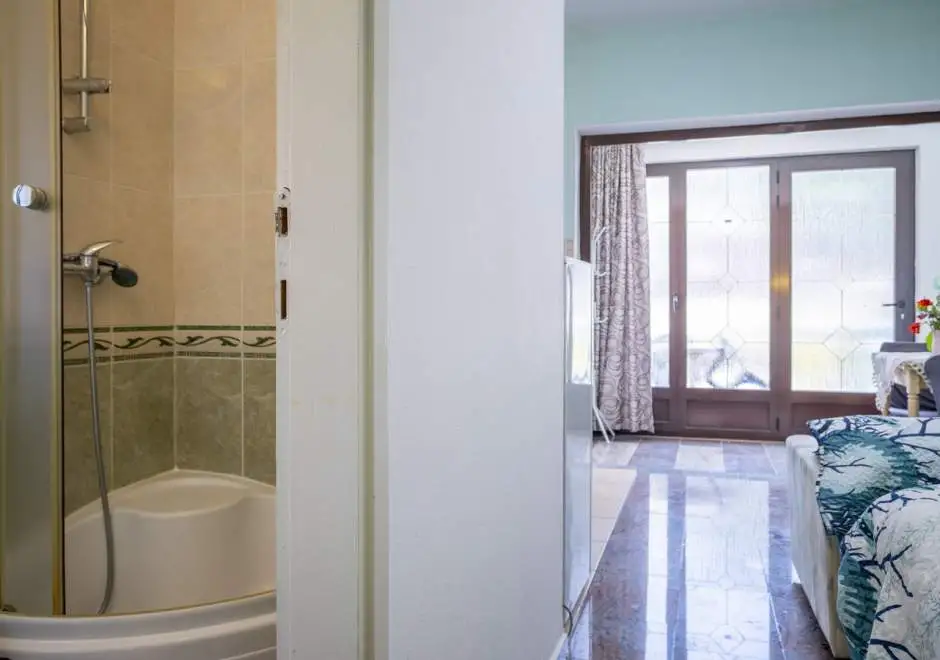 Vera A1 Studio s terasom