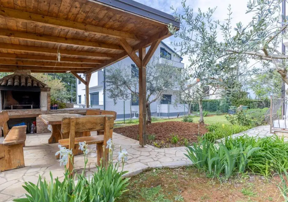 Vera A1 Studio s terasom