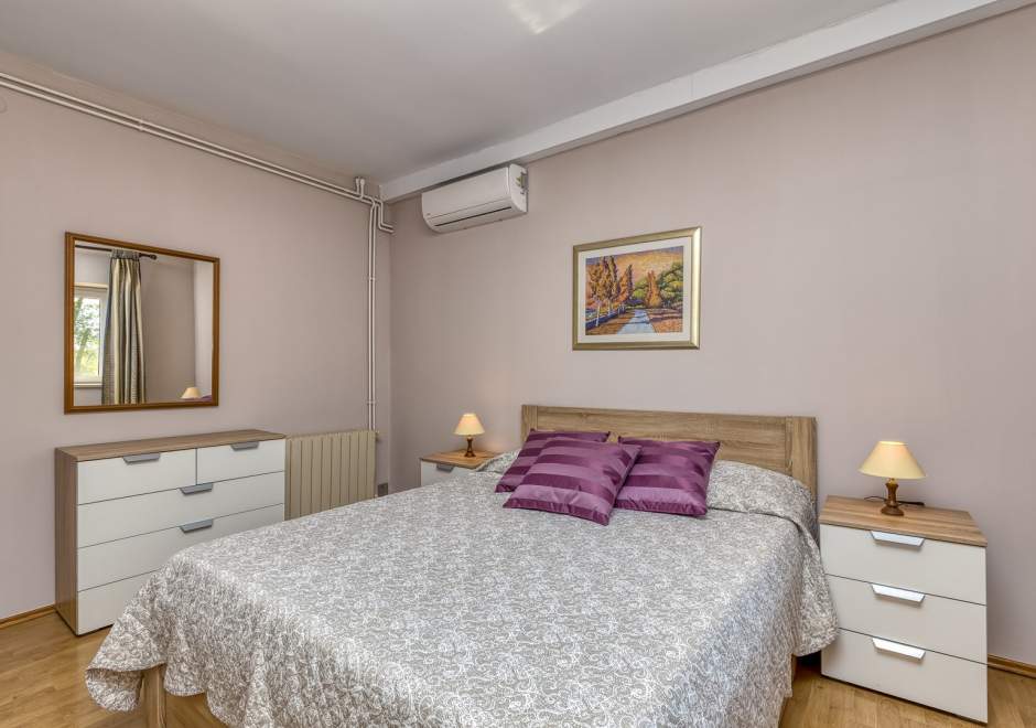 Rinaldis Br.1 s terasom 