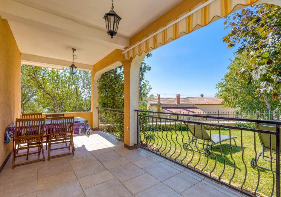 Rinaldis Br.1 s terasom 