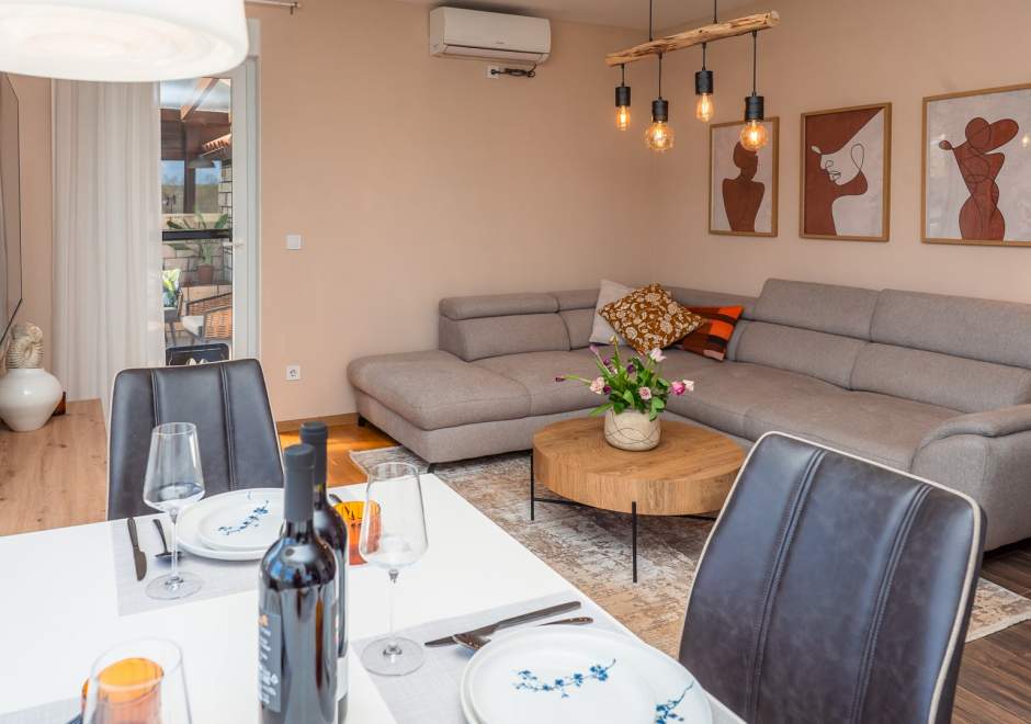 Clair de Lune - Holiday Home