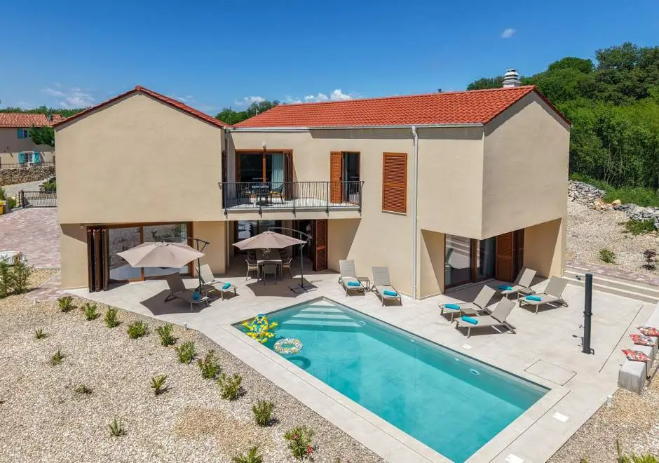 Olive Court Kras