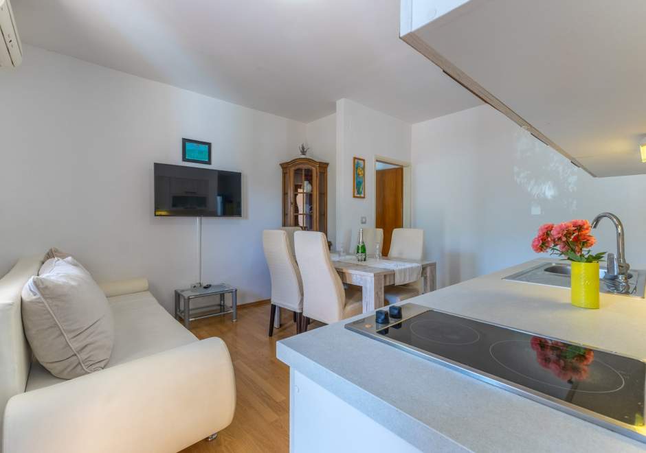 Vera A3 Two-Bedroom with Terrace