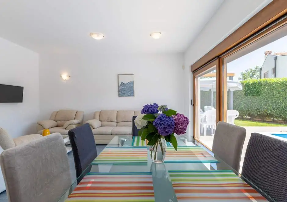Holiday House Irina F - Pool Private