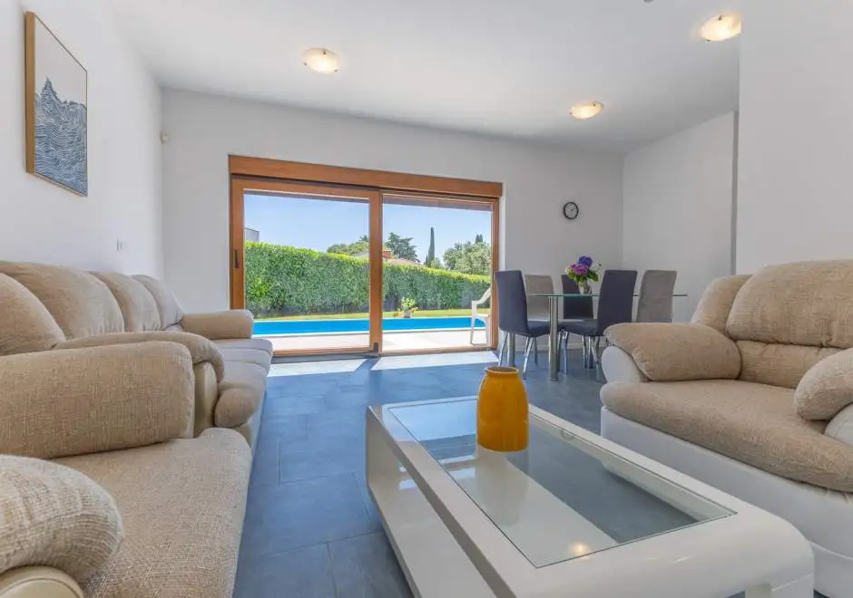 Holiday House Irina F - Pool Private