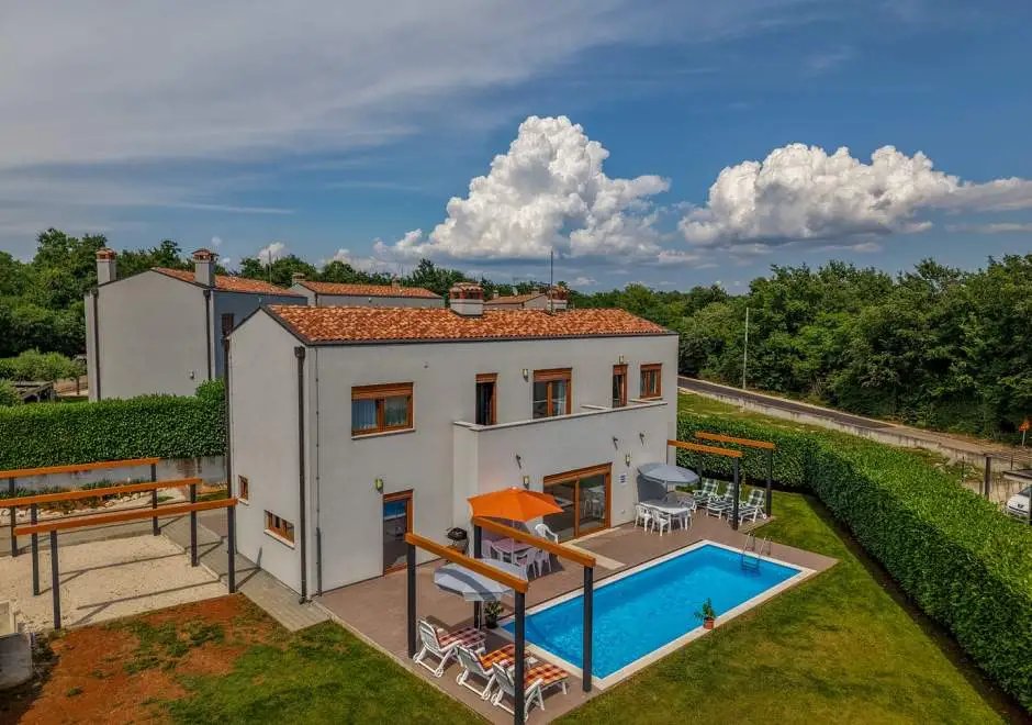 Holiday House Irina F - Pool Private