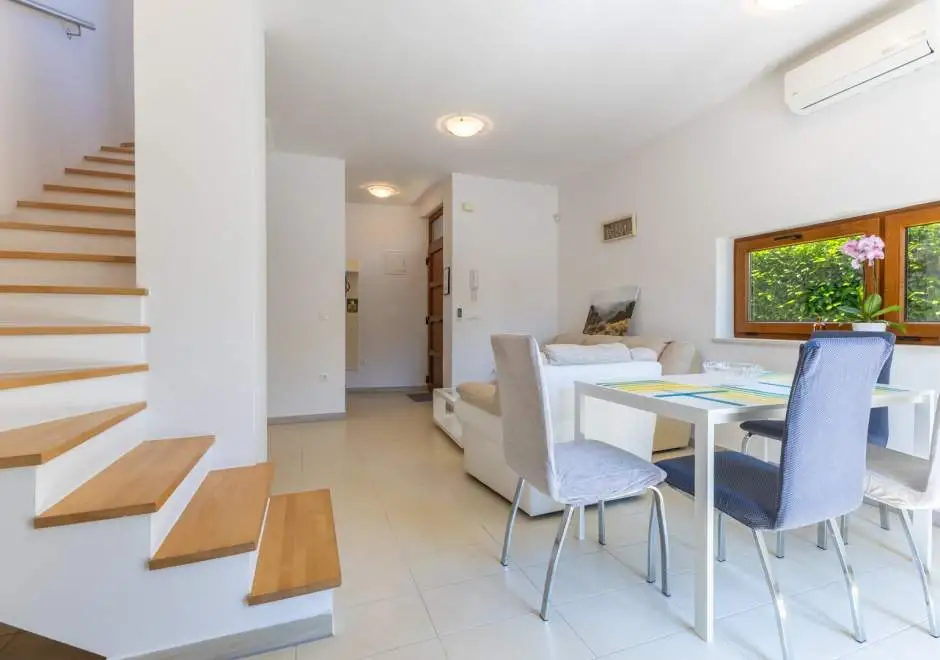 Holiday House Irina F - Pool Private