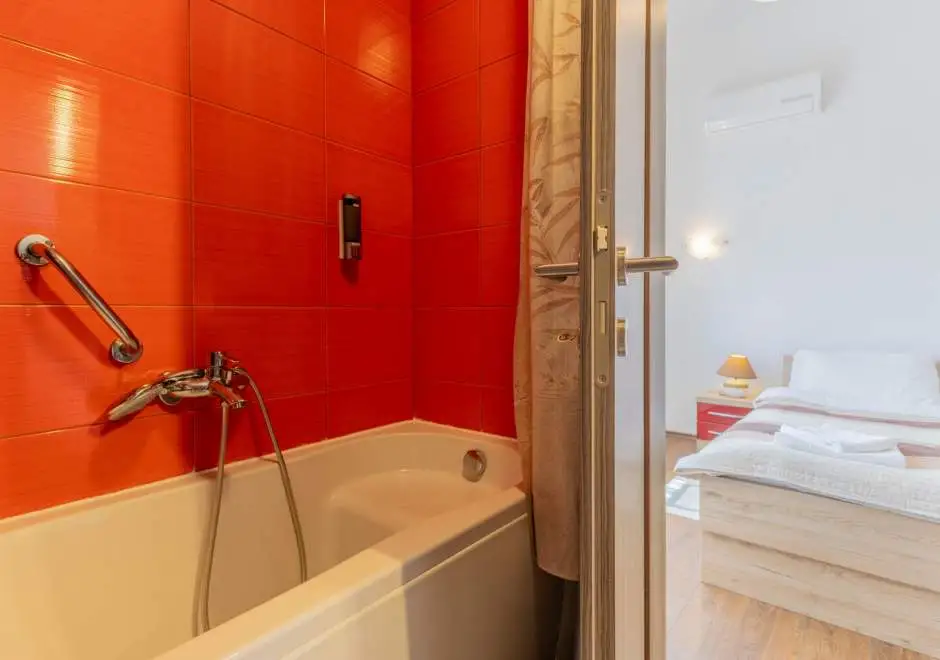 Holiday House Irina F - Pool Private