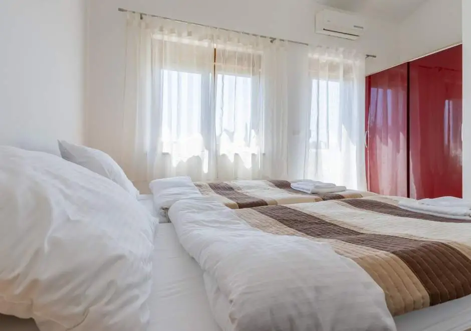 Holiday House Irina F - Pool Private