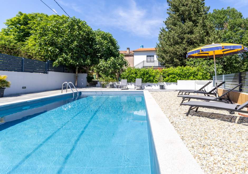 Holiday Home Vita with Private Pool
