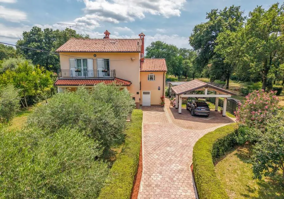 Apartment Oaza 