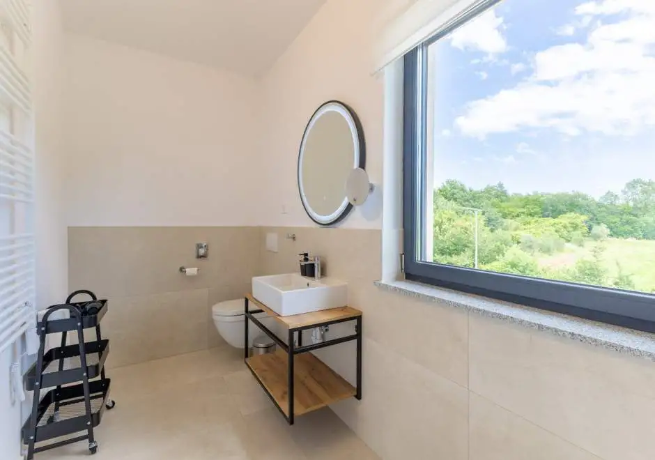 Villa Luni - Neu im Angebot *****