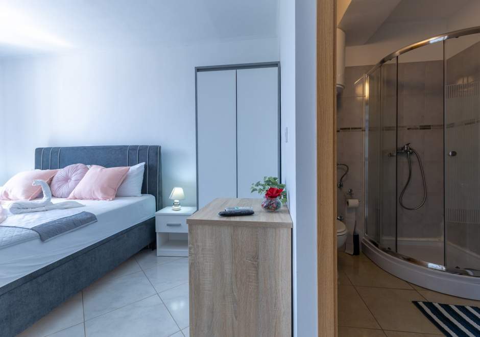 Stefano Rooms- Double Room S2