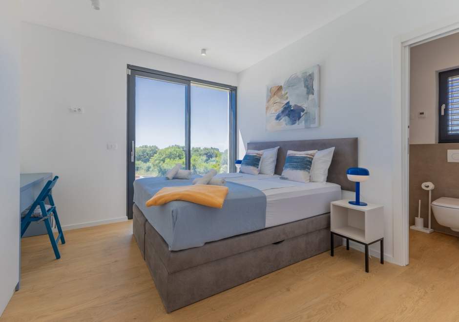Villa Our Dream / Two-Bedroom Apartment III