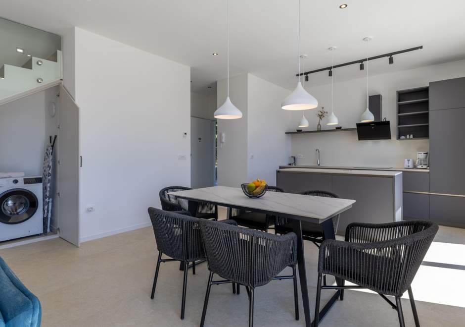 Villa Our Dream / Two-Bedroom Apartment III