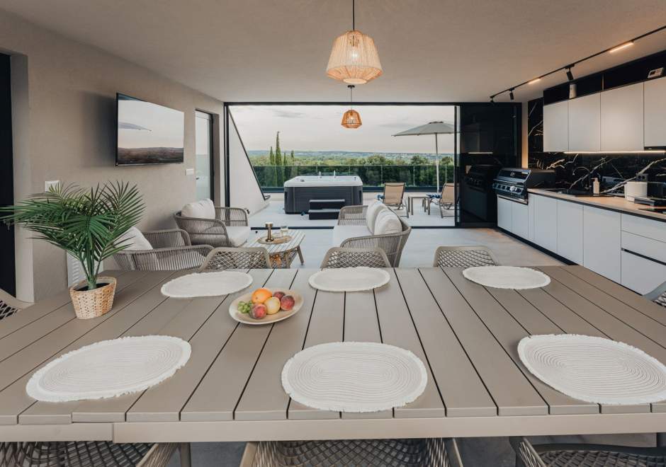 Luxury Apartment Olearis