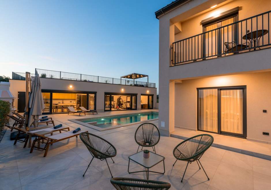 Family Villa Velunida