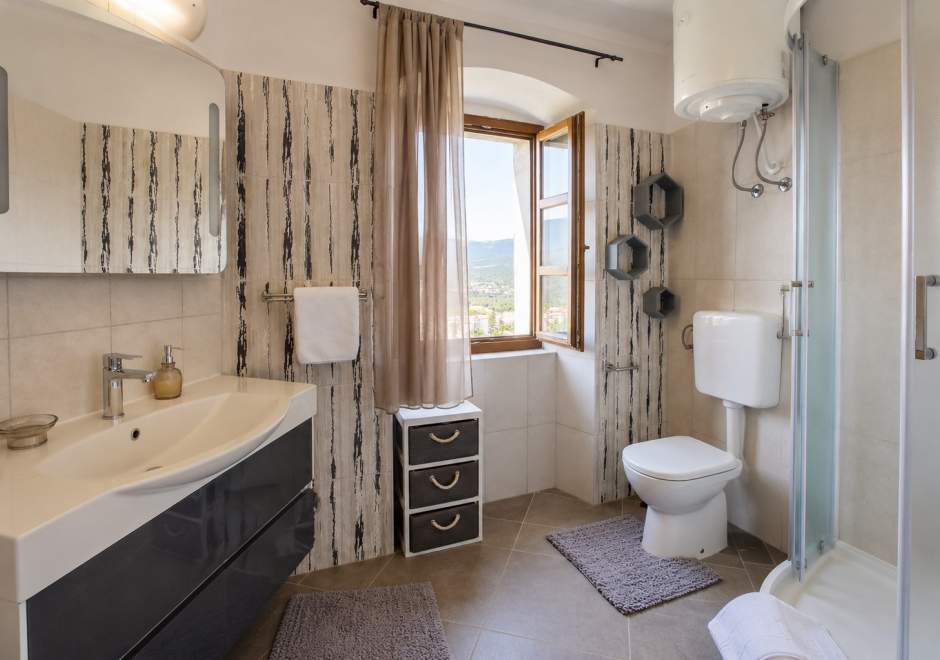 Panorama Residence with Jacuzzi and Sauna