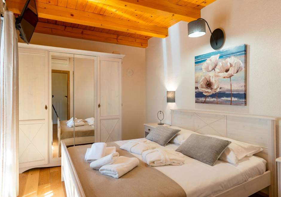 Panorama Residence with Jacuzzi and Sauna