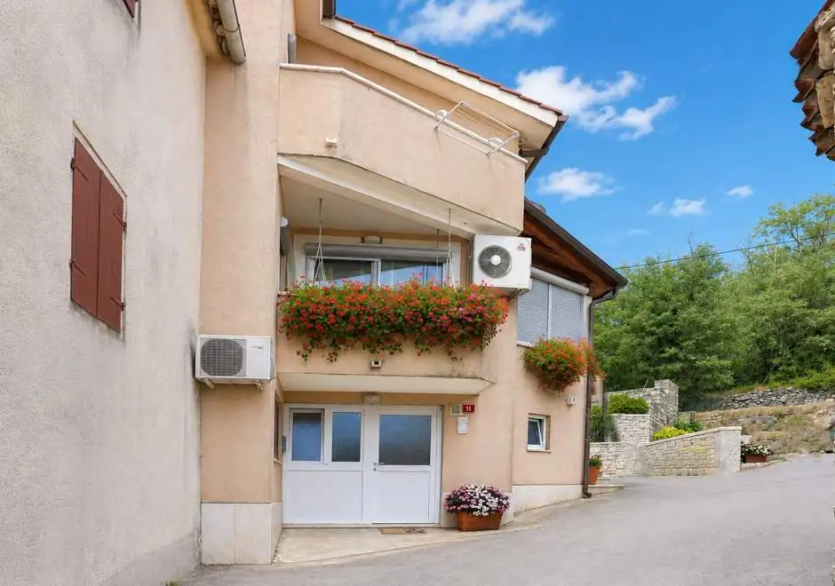 Holiday Home Poli Percica