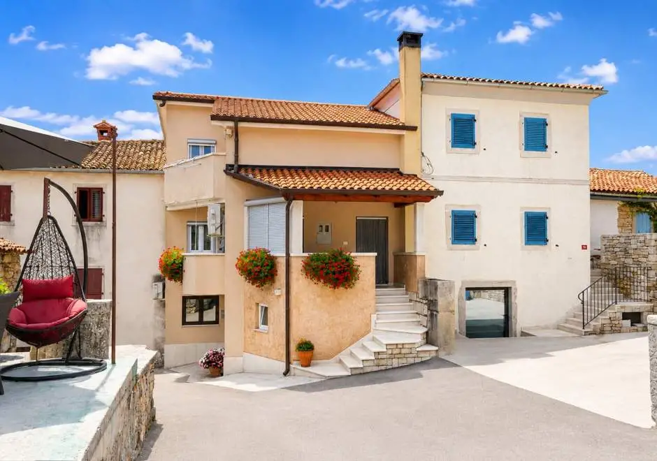 Holiday Home Poli Percica