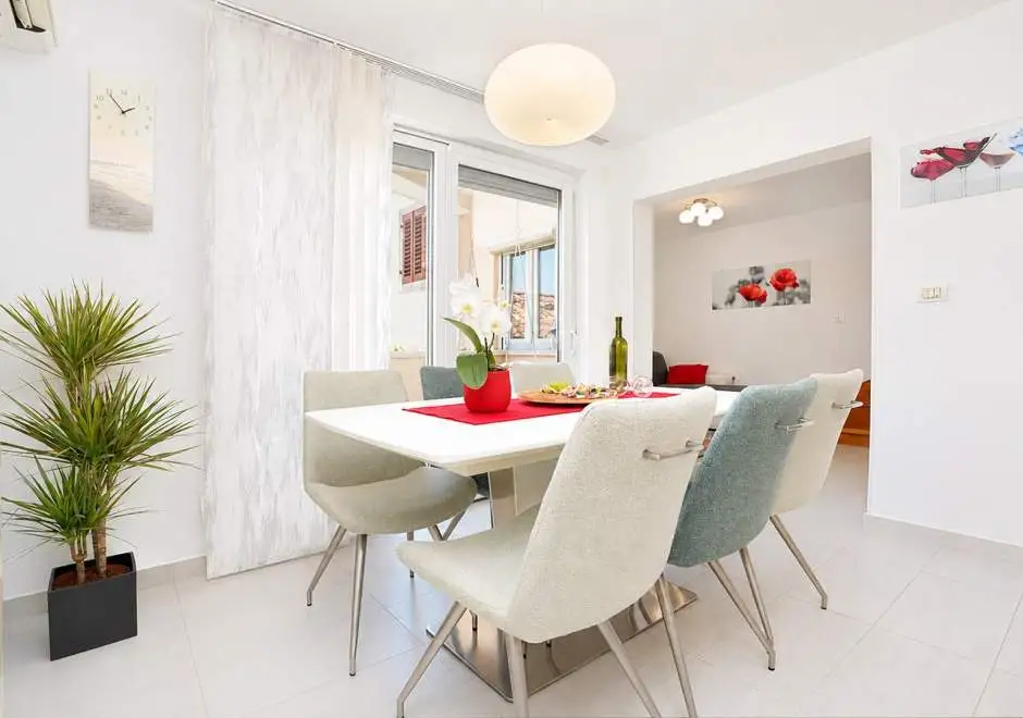 Holiday Home Poli Percica