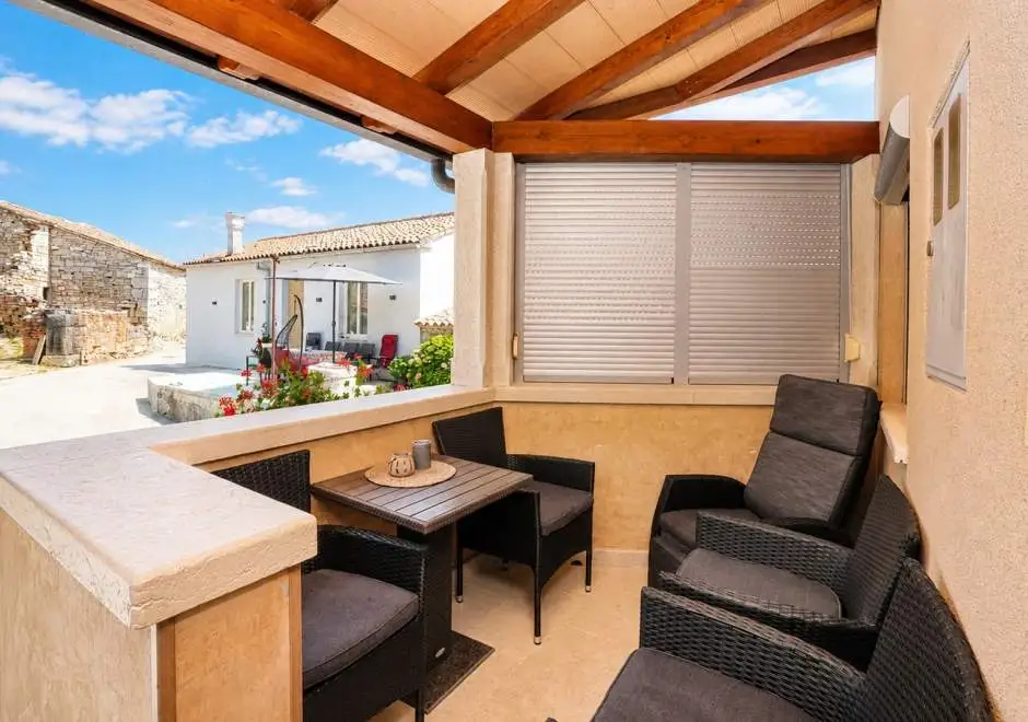 Holiday Home Poli Percica