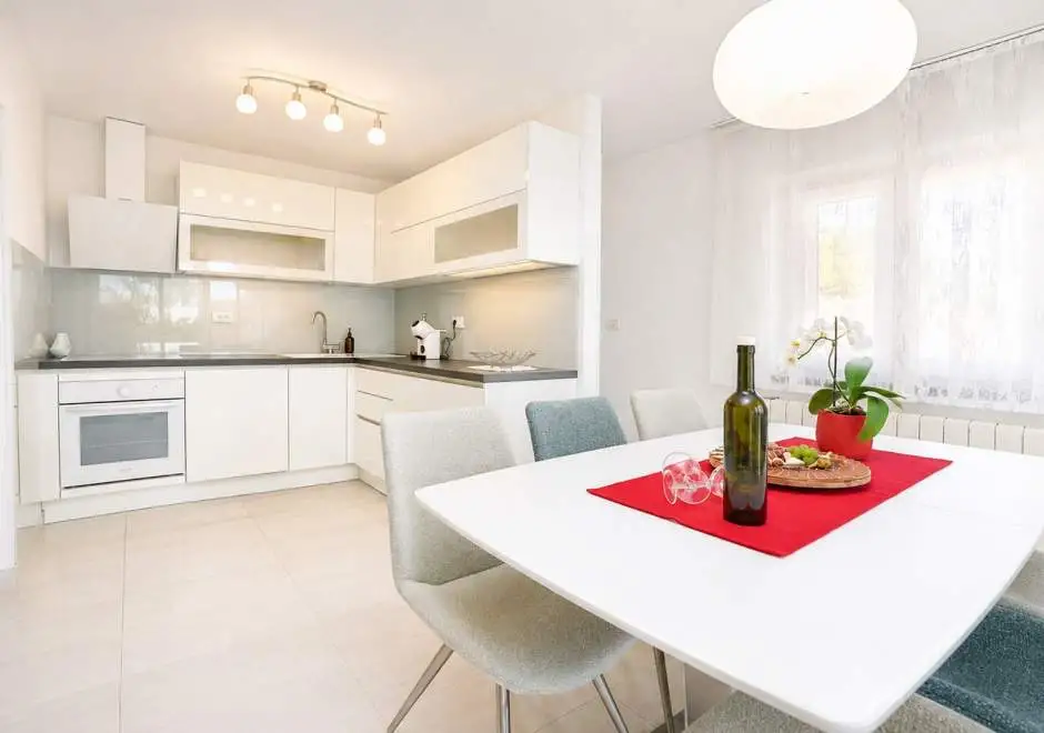 Holiday Home Poli Percica