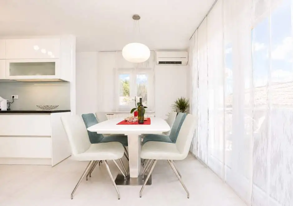 Holiday Home Poli Percica
