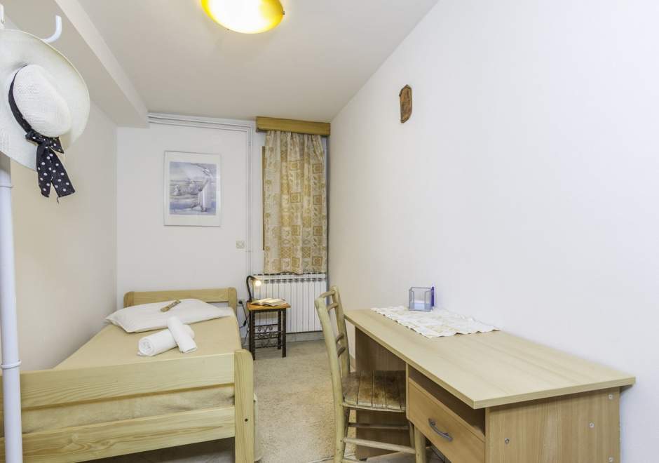 Rustikales Apartment mit 2 Schlafzimmern Banko Diana