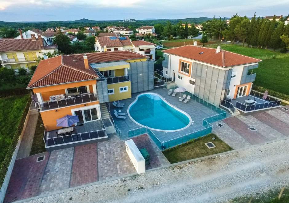 One-Bedroom Apartment Residence Elody VIII with Shared Pool