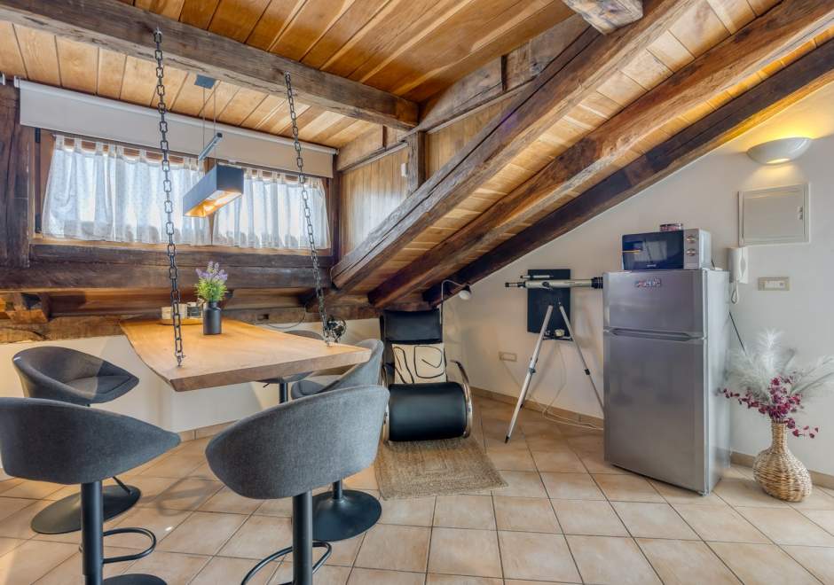Apartment Sofia with Roof Terrace and Sea View in Gedici