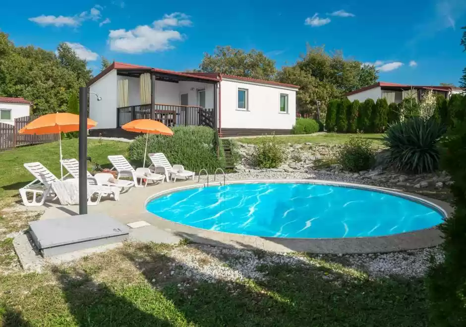 Holiday House Jelovci No.8