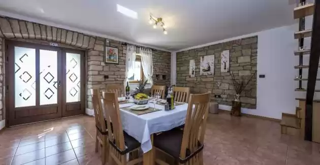 Villa Natale sa Privatnim Bazenom i Vrtom