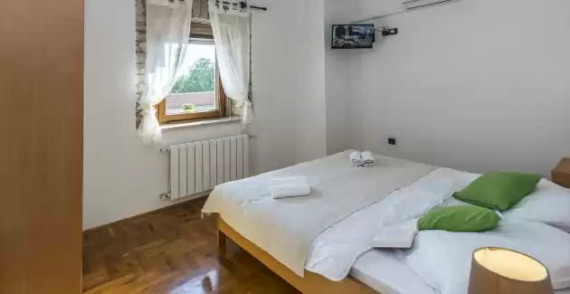 Villa Natale sa Privatnim Bazenom i Vrtom