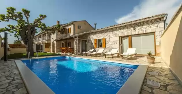 Ferienhaus Villa Natale mit eigenem Pool und Garten