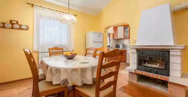 Holiday house Fragola with private pool